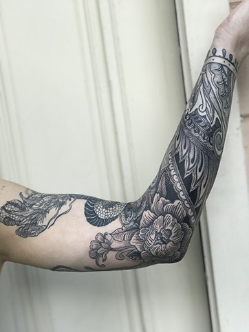 tattoo,aces,high,alex,rockoff,alexrockoff,west,palm,beach,traditional,neotraditional,beetle,beatle,flower,sunflower,floral,color